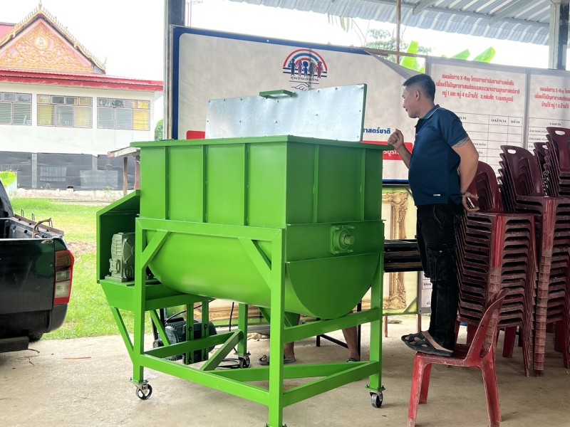 เครื่องผสมอาหาร 300 กิโลกรัม จากลัลล์ลลิลการเกษตร