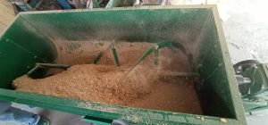 เครื่องผสมอาหาร 50 กิโลกรัม แบบแนวนอน ใช้ผสมอาหารสัตว์และปุ๋ย